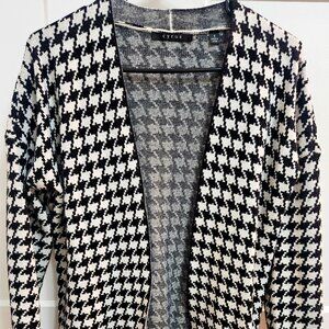 Size Small Women's - Cyrus Sweater